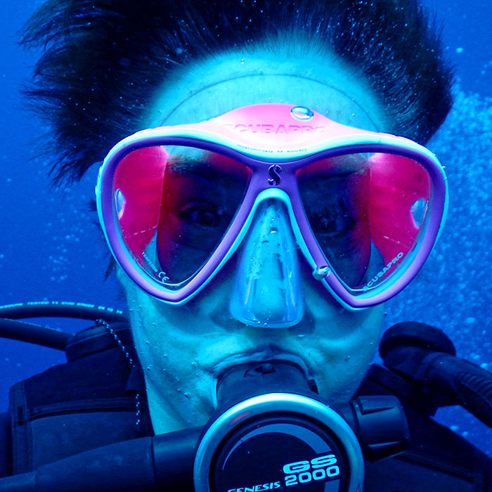 Underwater Teeth 2023 700.jpg