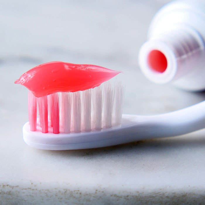 Toothpaste Ingredients 2023 700.jpg