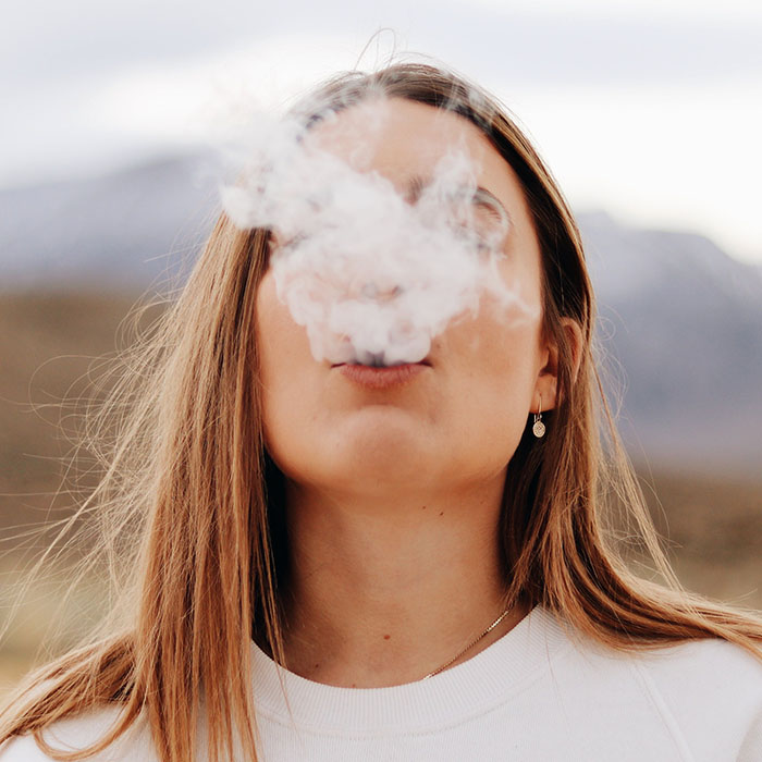 Smoking Eye Health 2023 700.jpg